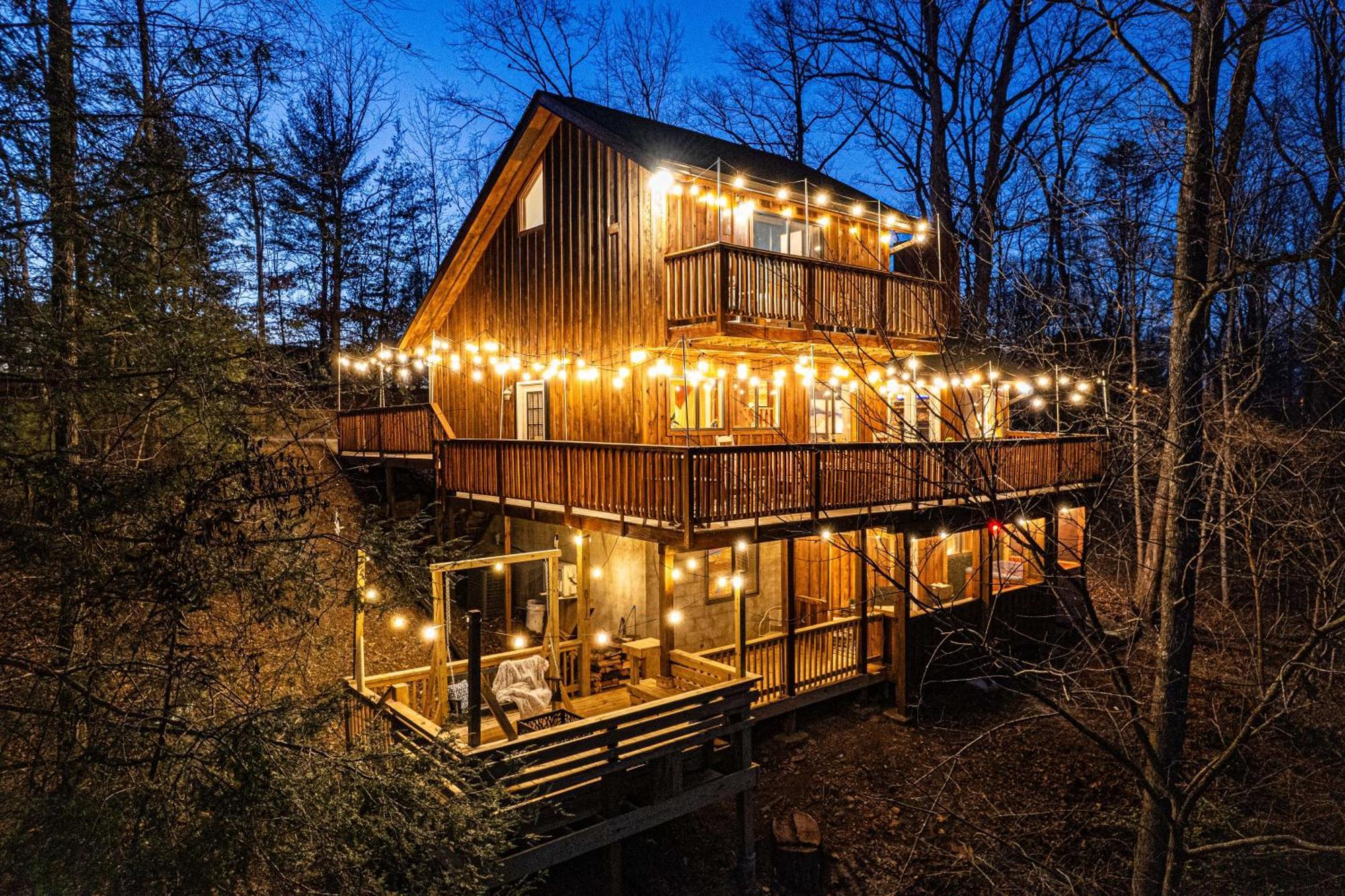 The Family Stone Luxe Cabin Sleeps 12 Hot Tub Dogfriendly Dollywood Пиджен-Фордж Экстерьер фото