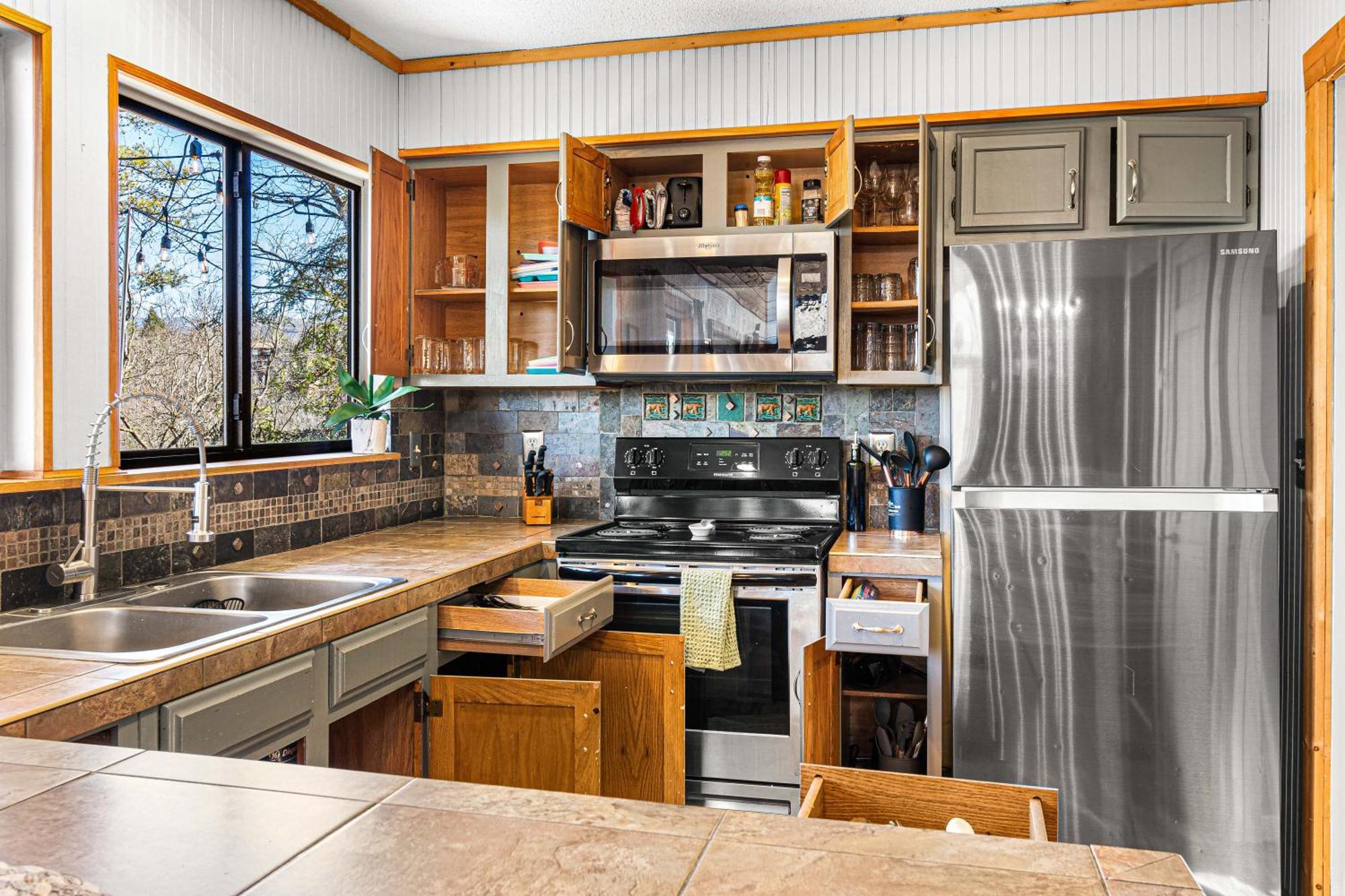 The Family Stone Luxe Cabin Sleeps 12 Hot Tub Dogfriendly Dollywood Пиджен-Фордж Экстерьер фото